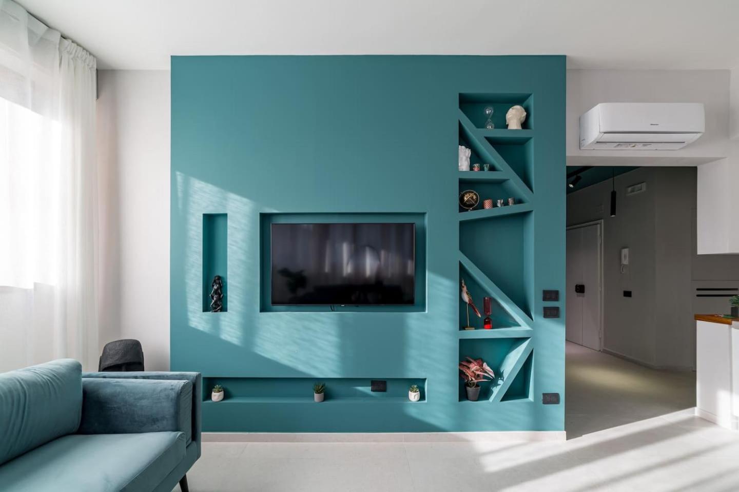 The Bright Apartment